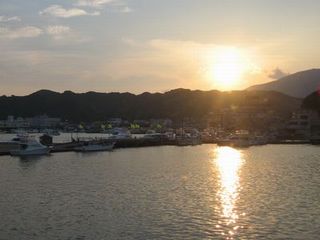 朝日の海写真